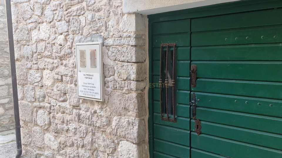 House&comma; For Sale&comma; Vodice - Prvi&cacute; Luka