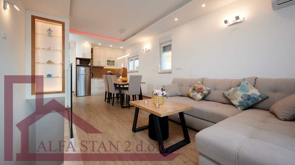 Appartamento&comma; 75 m2&comma; Vendita&comma; Okrug - Okrug Gornji