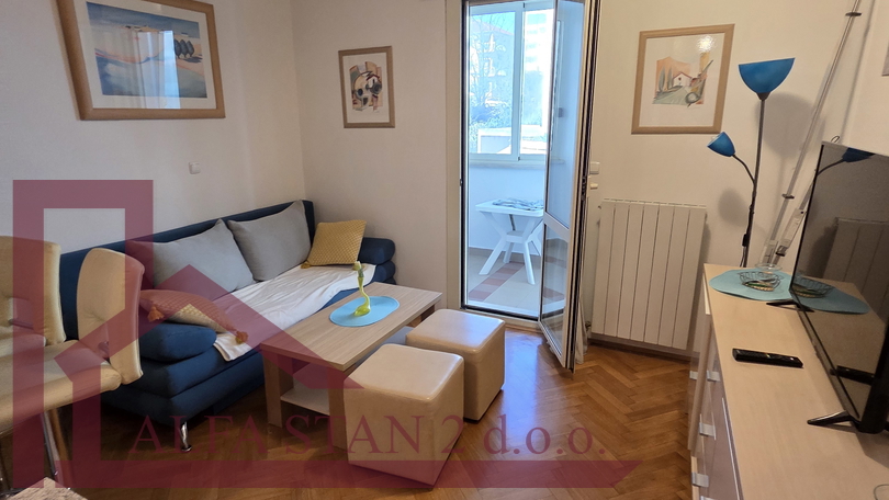 Firule&comma; Split &vert; Dugoro&ccaron;ni najam stana 43 m&sup2; &ndash; Blizu mora i pla&zcaron;e od  01&period;07&period;26