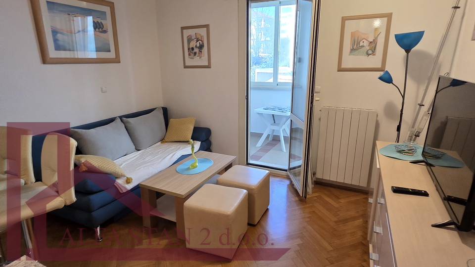 Split&comma; Firule&comma; Jednosoban stan za dugoro&ccaron;ni najam