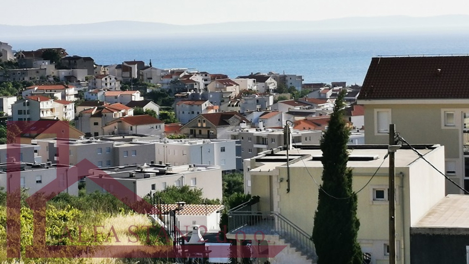 Podstrana&comma; Stro&zcaron;anac&comma; dvosoban stan za dugoro&ccaron;ni najam  900&euro;