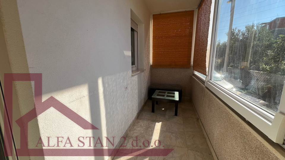 Appartamento, 53 m2, Affitto, Solin - Japirko