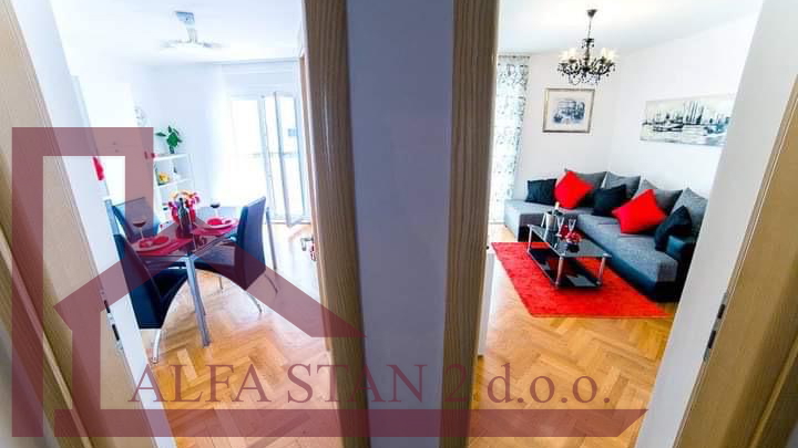 Dvosoban stan, Split,  Manuš za dugoročni najam