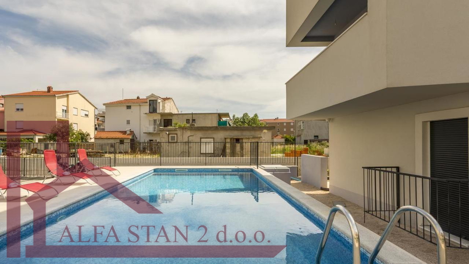 LONG-TERM RENTAL - PODSTRANA, STROŽANAC!!! Luxurious two-room apartment with a swimming pool