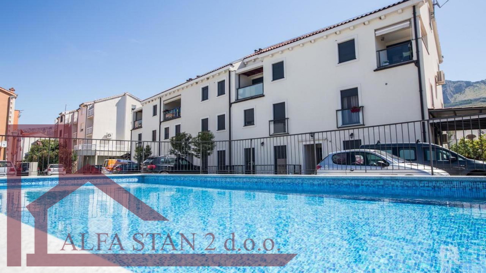 DUGORO&Ccaron;NI NAJAM - PODSTRANA&comma; STRO&Zcaron;ANAC&excl;&excl;&excl; Luksuzan dvosoban stan sa bazenom