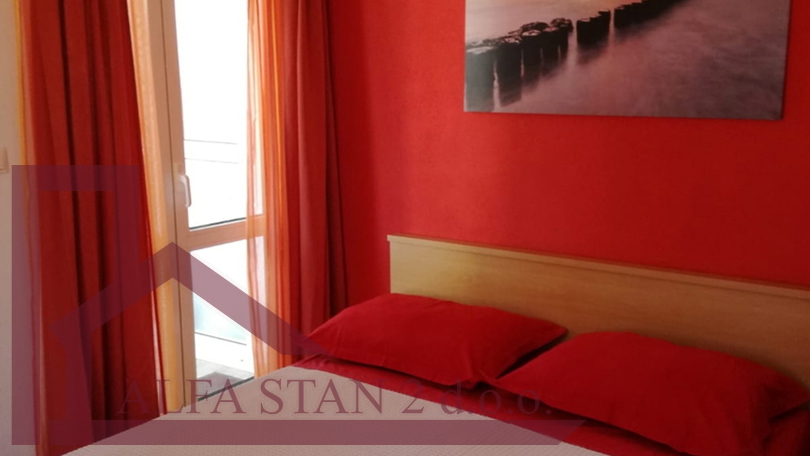 HOUSE FOR SALE &ndash; VINI&Scaron;&Cacute;E &vert; 70 m FROM THE SEA &vert; &euro;750&comma;000