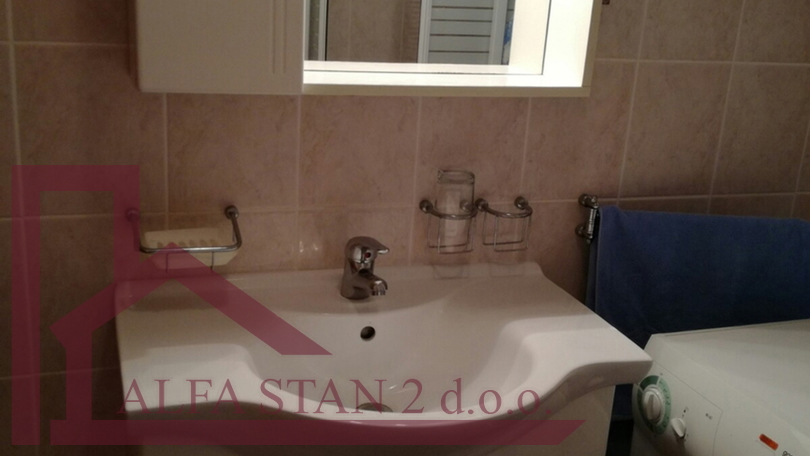 HOUSE FOR SALE &ndash; VINI&Scaron;&Cacute;E &vert; 70 m FROM THE SEA &vert; &euro;750&comma;000