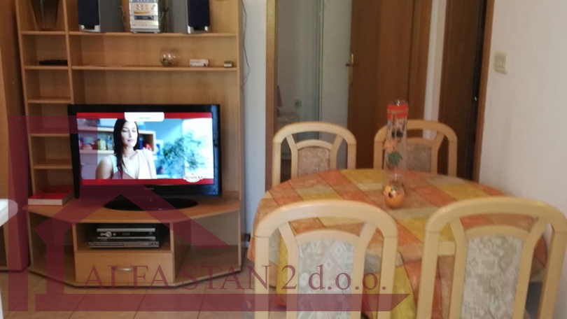 HOUSE FOR SALE &ndash; VINI&Scaron;&Cacute;E &vert; 70 m FROM THE SEA &vert; &euro;750&comma;000