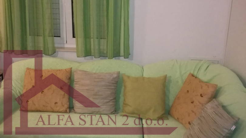 HOUSE FOR SALE &ndash; VINI&Scaron;&Cacute;E &vert; 70 m FROM THE SEA &vert; &euro;750&comma;000