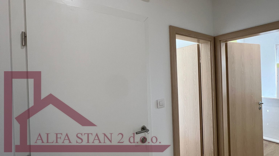 Appartamento, 53 m2, Affitto, Solin - Japirko