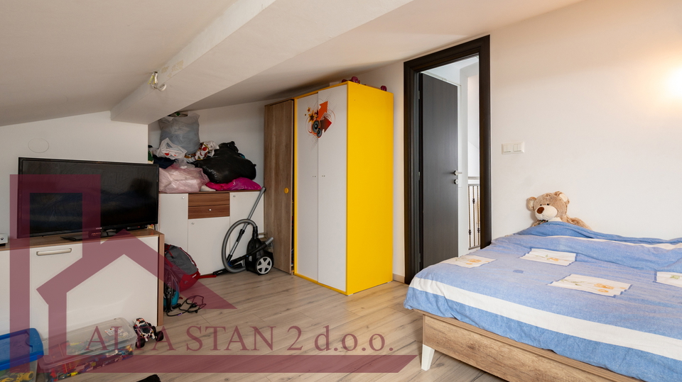 Wohnung, 92 m2, Verkauf, Split - Slatine
