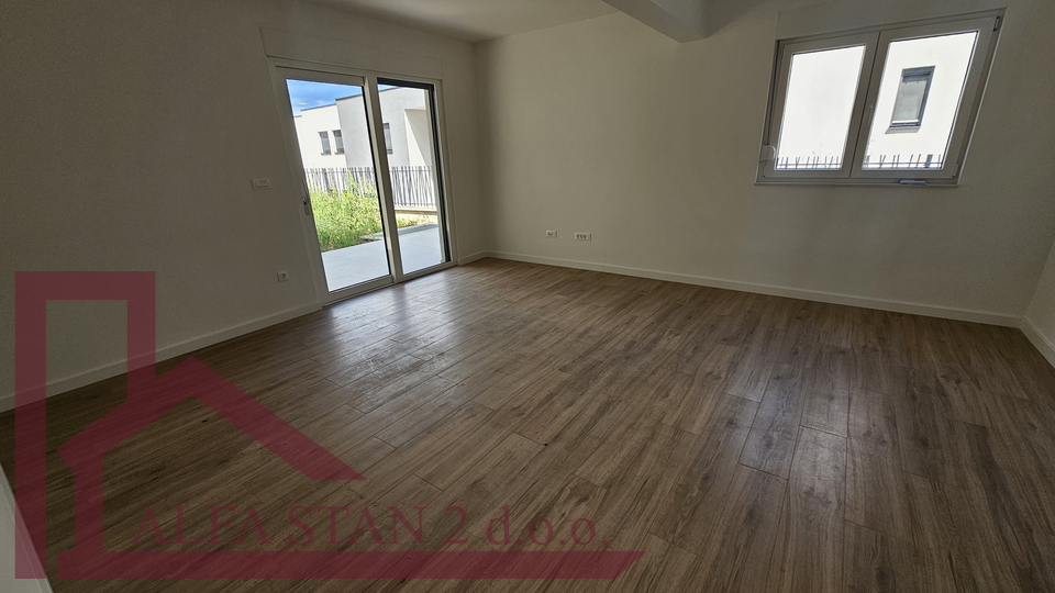 Wohnung, 99 m2, Verkauf, Podstrana