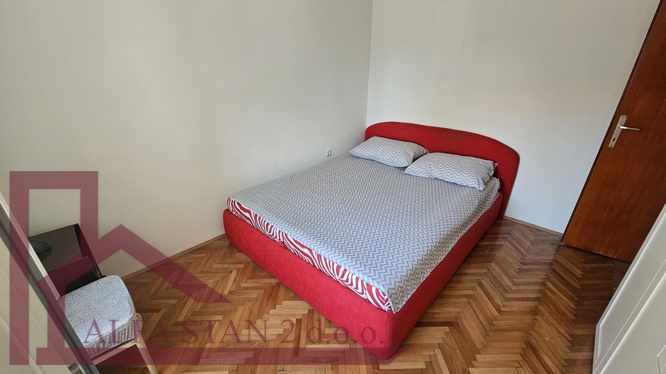 Split, Visoka, Dvosoban stan za dugoročni najam