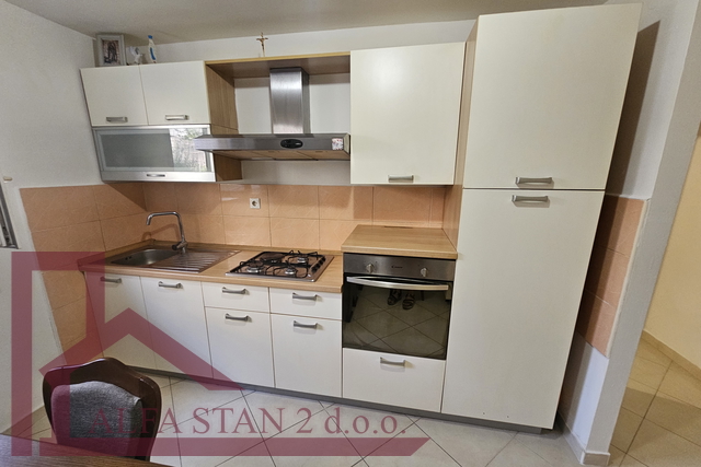 Split, Visoka, Dvosoban stan za dugoročni najam