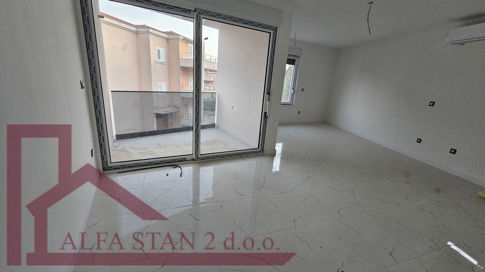 Podstrana, Grljevac, Apartment 2 bedrooms + dining room for sale, €253,194