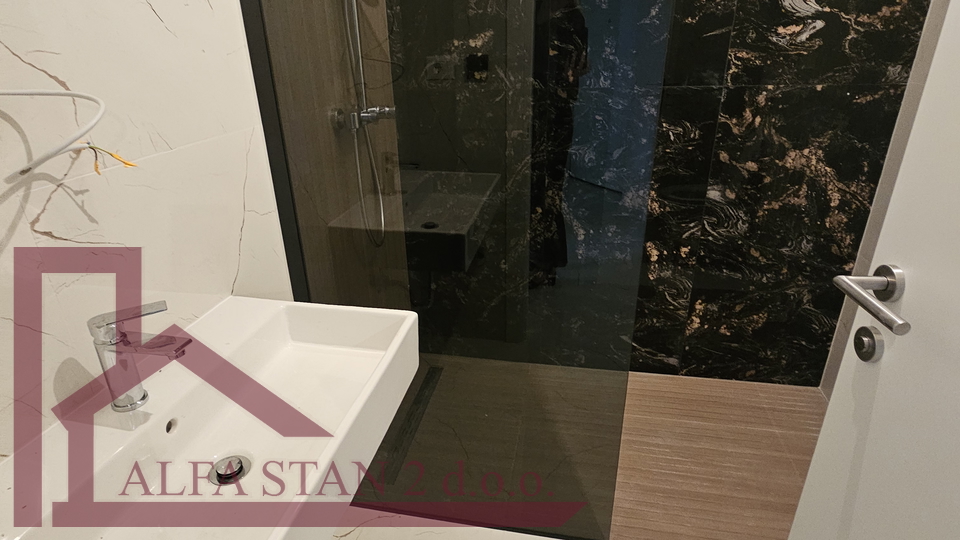 Podstrana, Strožanac, Apartment 2S+DB for sale, 223,028 €