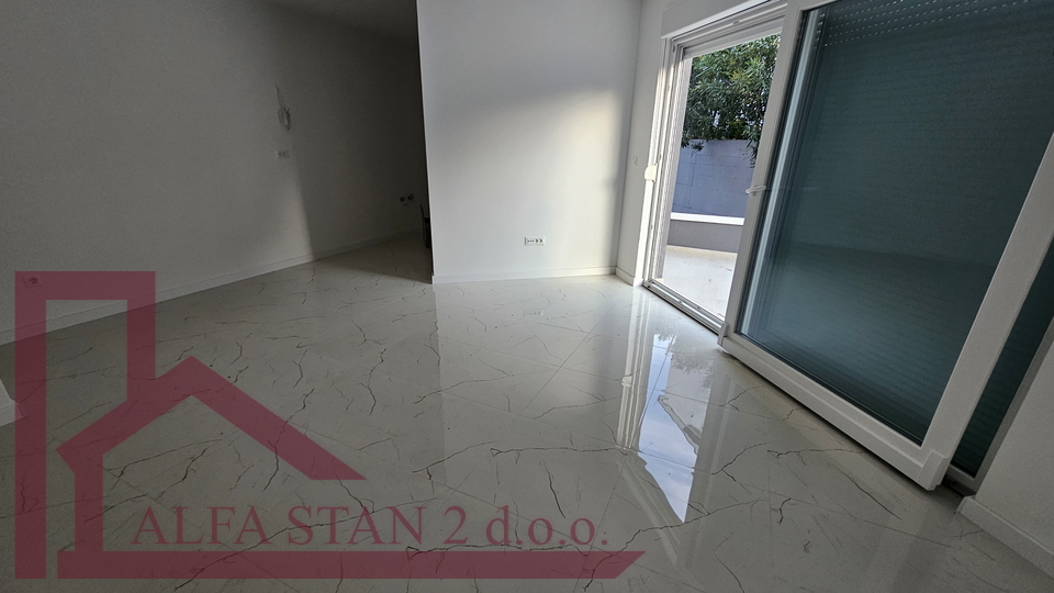 Podstrana, Strožanac, Apartment 2S+DB for sale, 223,028 €