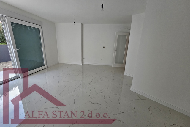 Podstrana, Strožanac, Apartment 2S+DB for sale, 223,028 €