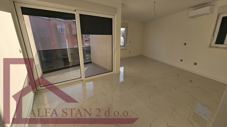 Podstrana&comma; Grljevac&comma; Wohnung 2 Zimmer &plus; Wohnzimmer zum Verkauf&comma; 253&period;194&euro;