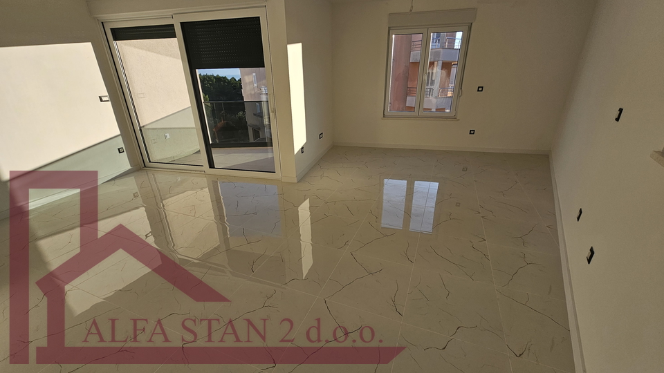 Podstrana&comma; Grljevac&comma; Wohnung 2 Zimmer &plus; Wohnzimmer zum Verkauf&comma; 253&period;194&euro;