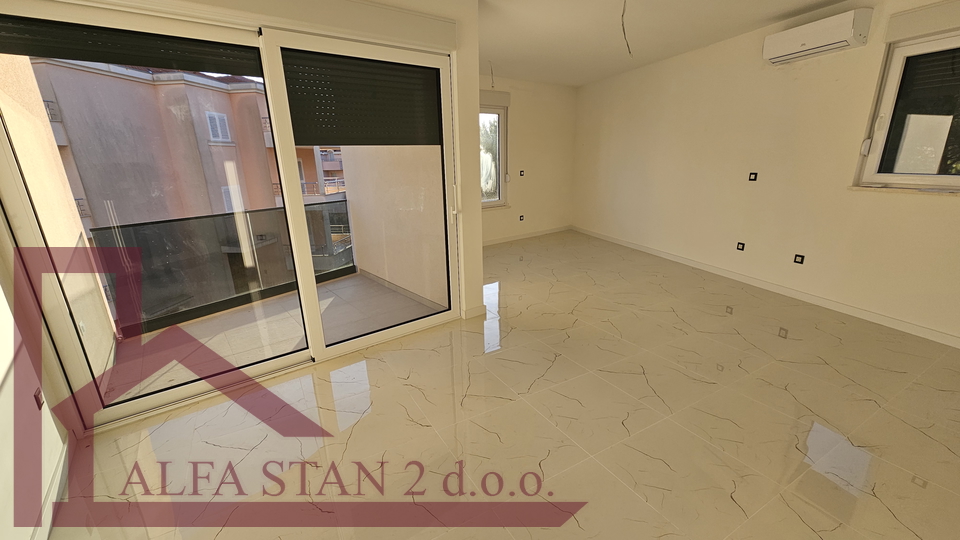 Podstrana&comma; Grljevac&comma; Wohnung 2 Zimmer &plus; Wohnzimmer zum Verkauf&comma; 253&period;194&euro;