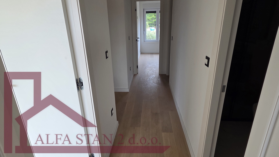 Podstrana&comma; Grljevac&comma; Wohnung 3Z&plus;DB &plus; Terrasse &plus; Abstellraum &plus; 2 Garagenstellpl&auml;tze