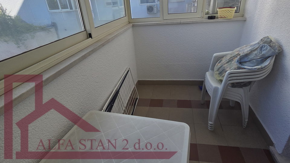 Split&comma; Firule&comma; Jednosoban stan za dugoro&ccaron;ni najam