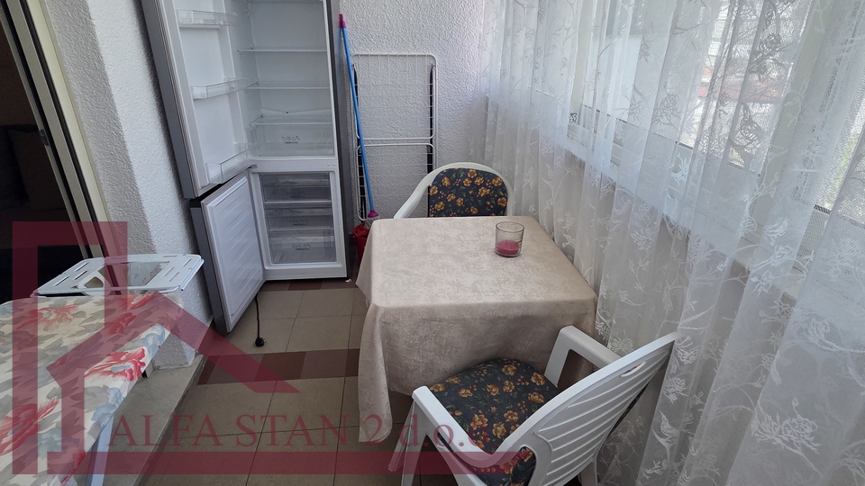 Firule&comma; Split &vert; Dugoro&ccaron;ni najam stana 43 m&sup2; &ndash; Blizu mora i pla&zcaron;e od  01&period;07&period;26