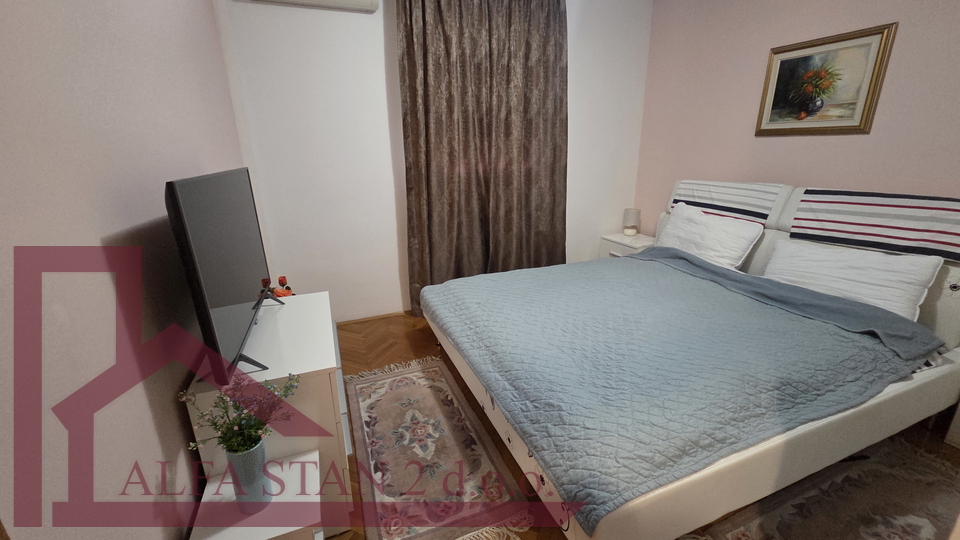 Firule&comma; Split &vert; Dugoro&ccaron;ni najam stana 43 m&sup2; &ndash; Blizu mora i pla&zcaron;e od  01&period;07&period;26