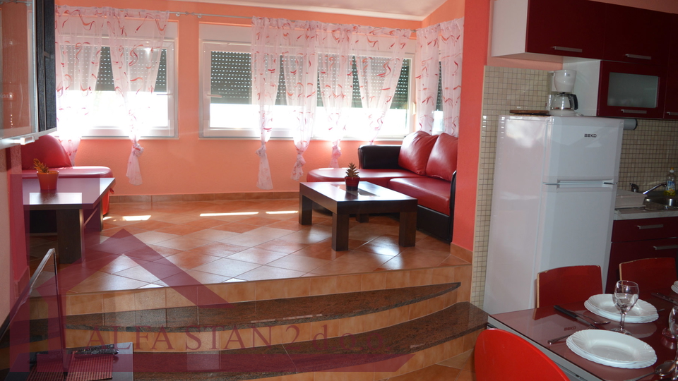 Villa Marina – Vinišće (Ljubljeva) – 549 m², 6 appartamenti, piscina – 999.000 €
