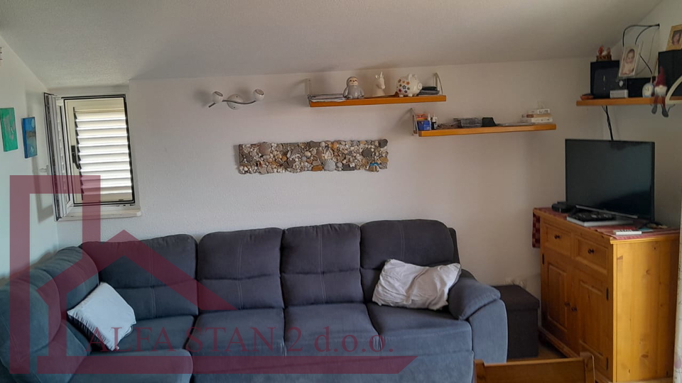 House&comma; 162 m2&comma; For Sale&comma; Okrug - Okrug Gornji