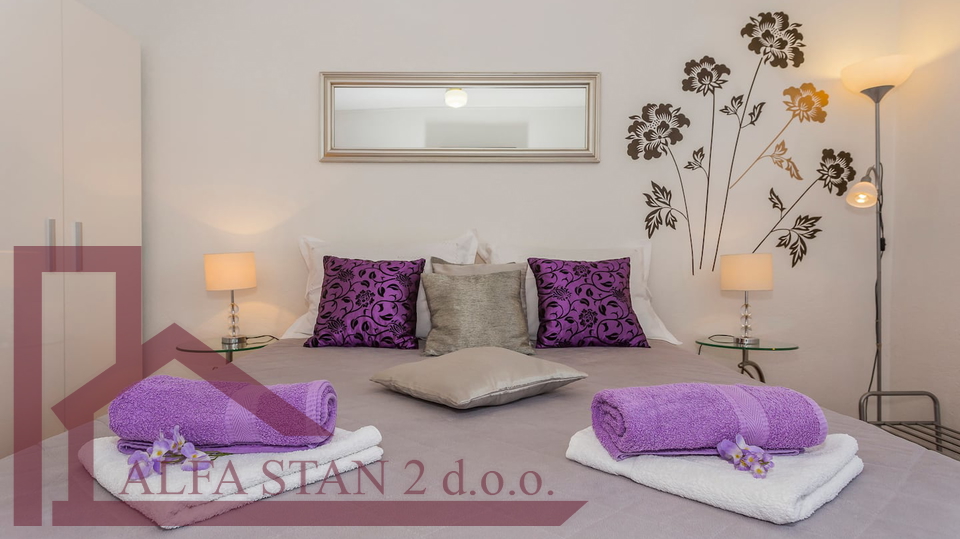 Split&comma; Zenta&comma; dvosoban stan za najam do 20&period;05&period;2026