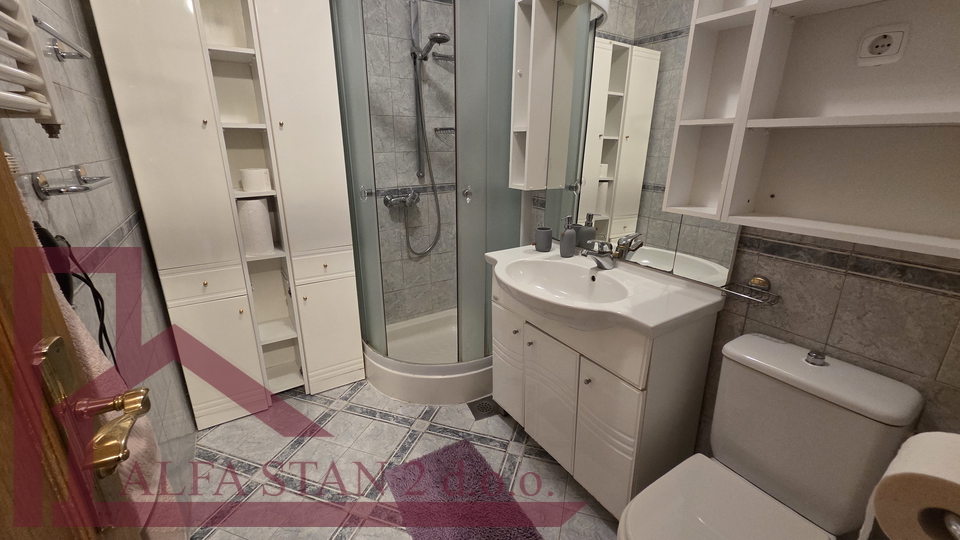 Split&comma; Firule&comma; Jednosoban stan za dugoro&ccaron;ni najam