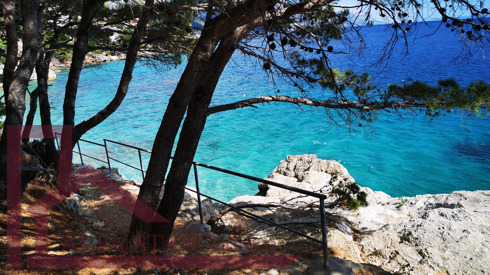 Terreno&comma; 639 m2&comma; Vendita&comma; Omi&scaron; - Pisak