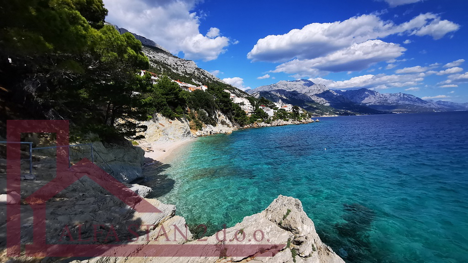 Terreno&comma; 639 m2&comma; Vendita&comma; Omi&scaron; - Pisak