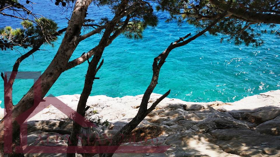 Terreno&comma; 639 m2&comma; Vendita&comma; Omi&scaron; - Pisak