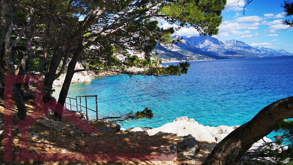 Terreno&comma; 639 m2&comma; Vendita&comma; Omi&scaron; - Pisak