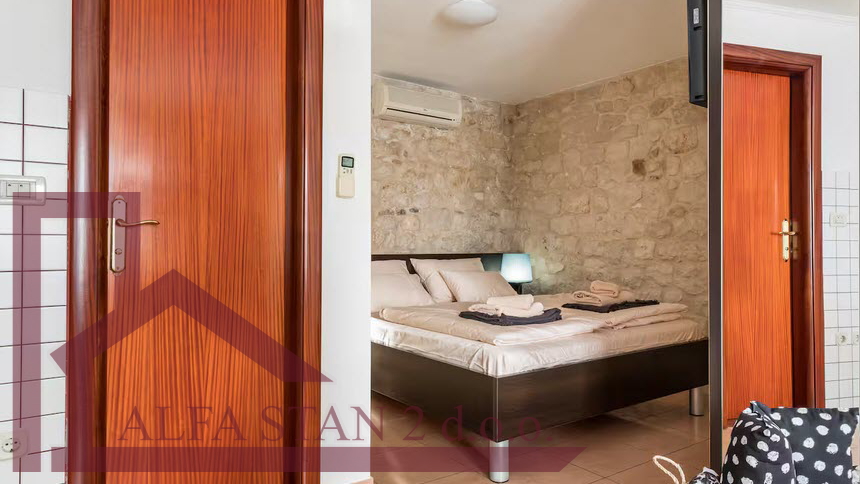 Najam Trogir 500€ do 01.06.2026