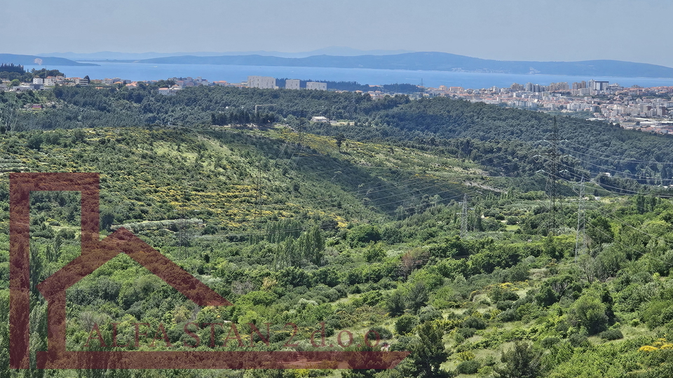 Baugrundst&uuml;ck mit offenem Blick auf Split