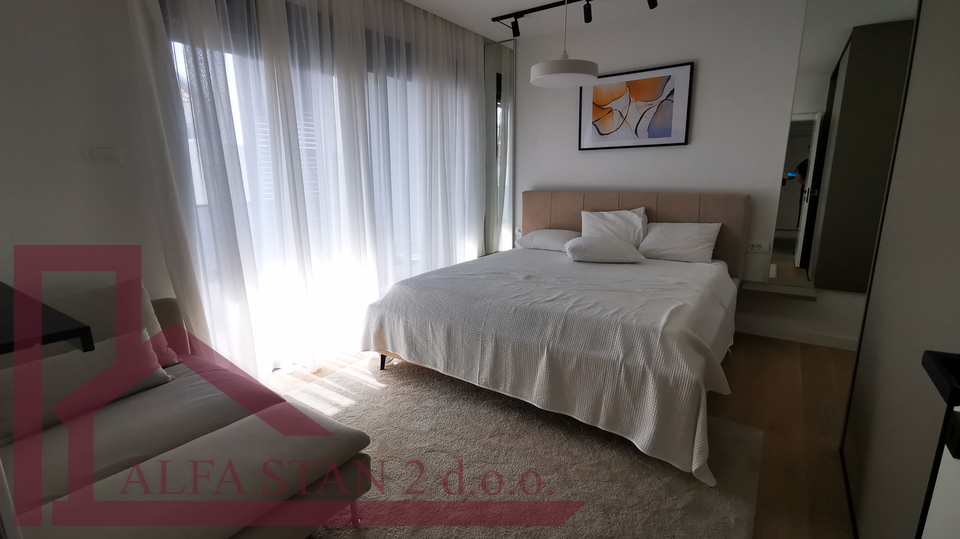 Wohnung&comma; 143 m2&comma; Verkauf&comma; Podstrana - Stro&zcaron;anac