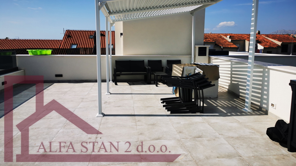 Wohnung&comma; 143 m2&comma; Verkauf&comma; Podstrana - Stro&zcaron;anac