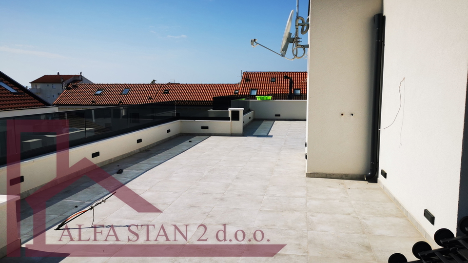 Wohnung&comma; 143 m2&comma; Verkauf&comma; Podstrana - Stro&zcaron;anac