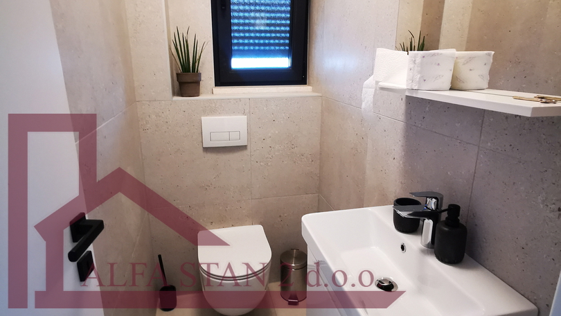 Wohnung&comma; 143 m2&comma; Verkauf&comma; Podstrana - Stro&zcaron;anac