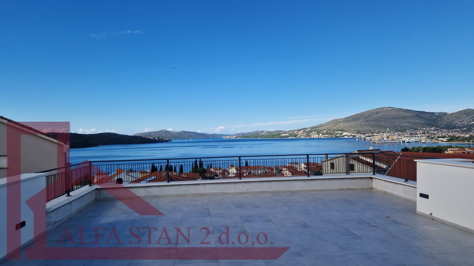 House, 292 m2, For Sale, Okrug - Okrug Gornji