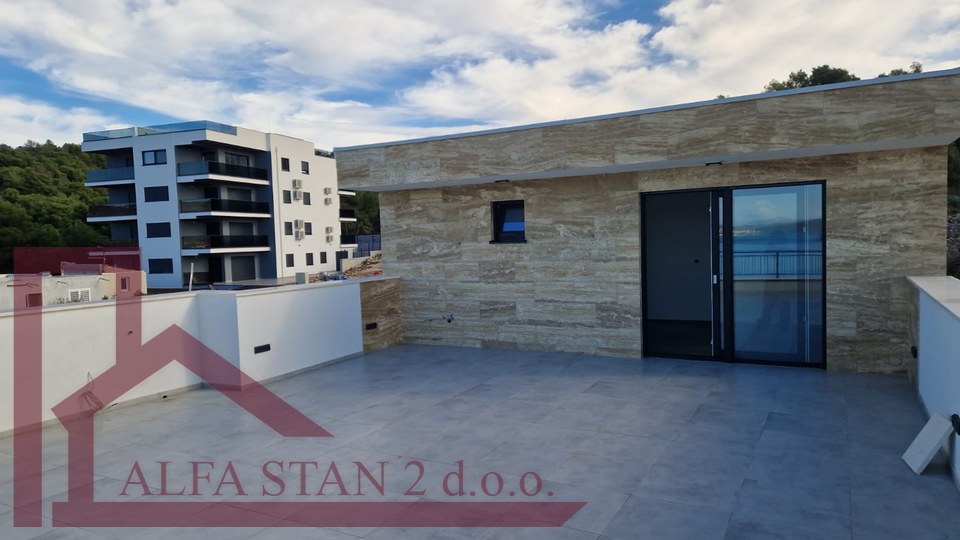 House, 292 m2, For Sale, Okrug - Okrug Gornji