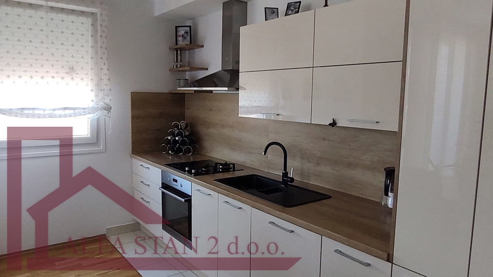 Spliot, Kila, Möblierte Zweizimmerwohnung 79m2