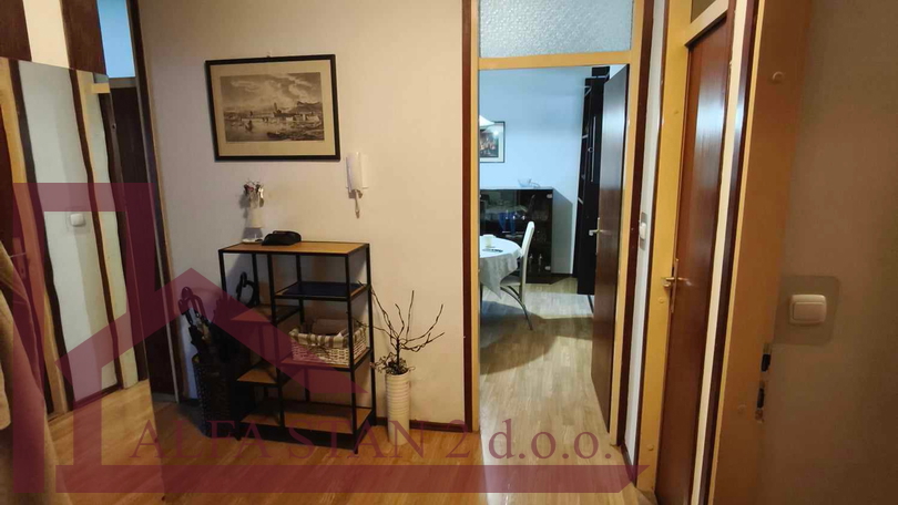 Apartment&comma; 97 m2&comma; For Sale&comma; Split - Su&cacute;idar