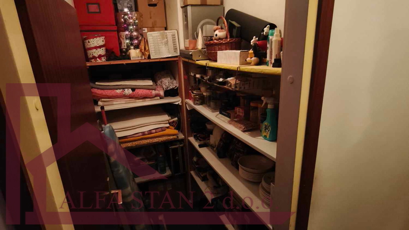 Apartment&comma; 97 m2&comma; For Sale&comma; Split - Su&cacute;idar