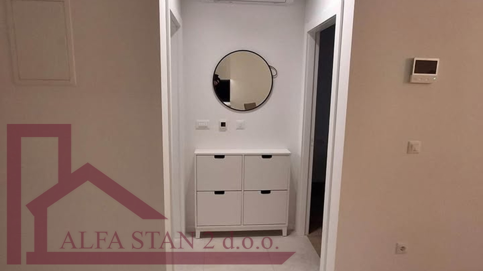 Dugoročan najam  stana u novogradnji,  Sirobuja   42 m2