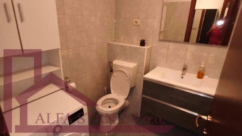 Dugoro&ccaron;an najam stan Split&comma; Brodarica